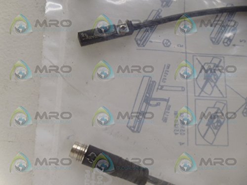 P494A0022600A00 0.3 M PUR Lead, 100 MA, 10-30 VDC, 3-PIN Male M8 Plug-in Connector, for T Groove PROFIL MR, IP67/69K, Magnetic Position Detector, PNP NO
