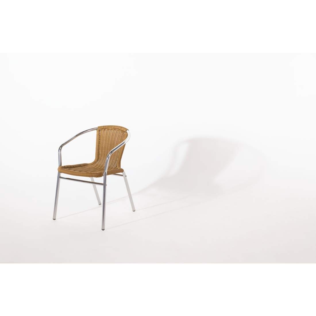 Bolero Lot de 4 Chaises en Aluminium et Rotin Naturel, Argent et Marron, Structure en Aluminium, Assise en Rotin PE, Empilables, Hauteur d'Assise 450 mm, Chaises en Rotin pour Terrasse, U422