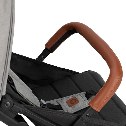 MoMi ESTELLE Kinderwagen ab 6. Monat (bis 15 kg), klappbarer Buggy mit 5-Punkt-Sicherheitsgurt, Einkaufskorb und Liegefunktion, Teleskop-Stange zum Ziehen, steht nach dem Zusammenklappen