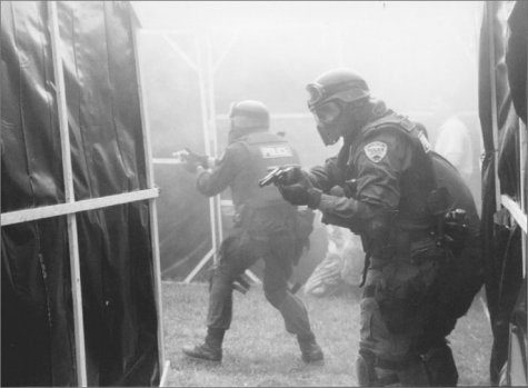 Effective Response to School Violence: A Guide for Educators and Law Enforcement Personnel