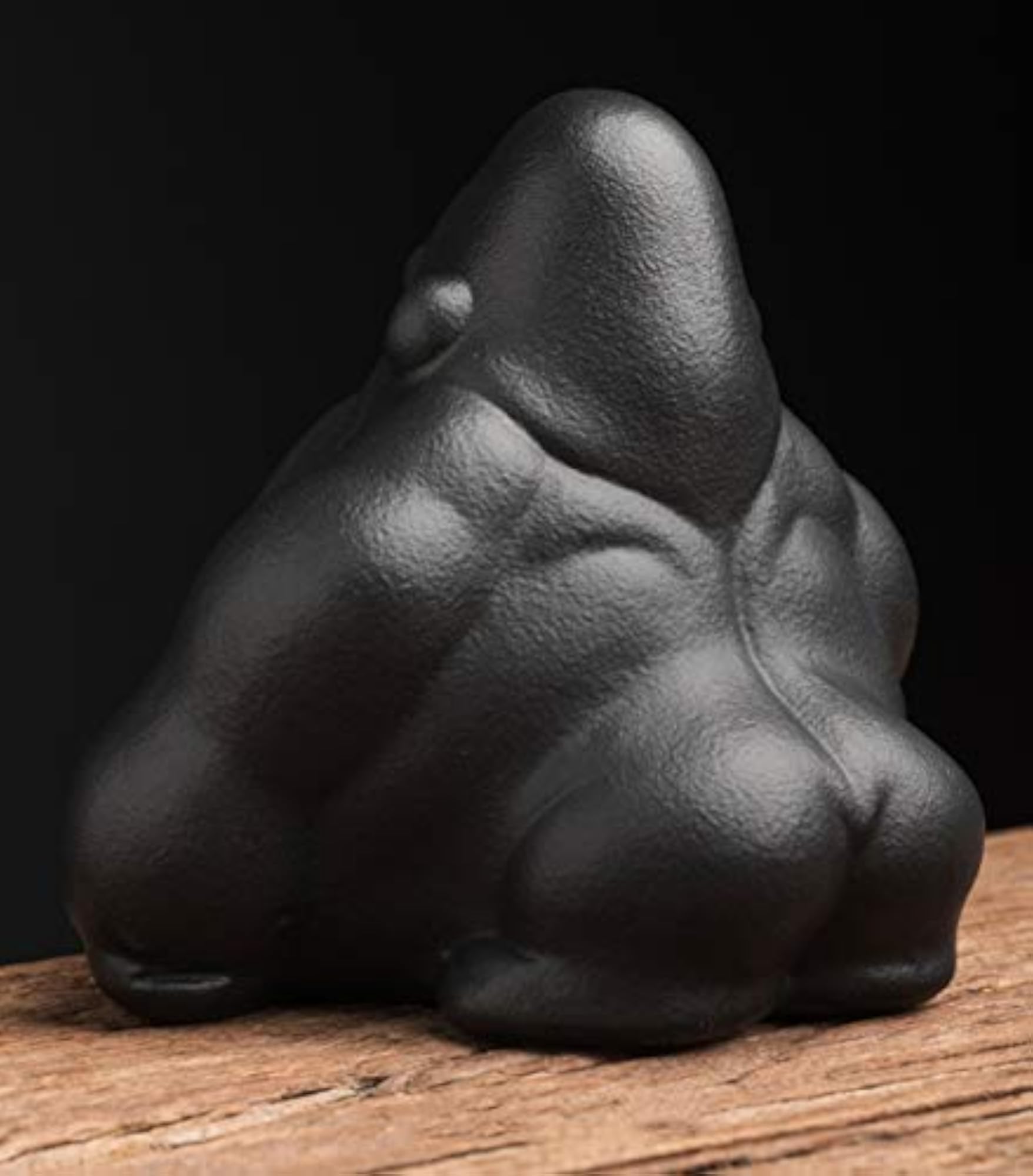 Cool Gorilla Ashtray, Windproof Ceramic Design