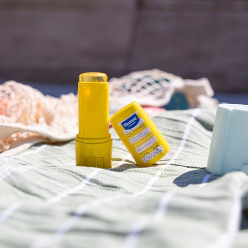 Miniatura 3 de Mustela Stick Solar Spf 50, Cara, Cuerpo, Con Aceite De Aguacate Y Vitamina E, Bebés, Niños, Toda La Familia, Apto Para Embarazadas - Muy Alta Protección De Los Rayos Uvb Y Uva Tamaño Viaje 10ml