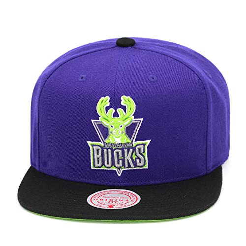 Casquette Bucks Mitchell & Ness réglable pour éviter les problèmes de taille unique