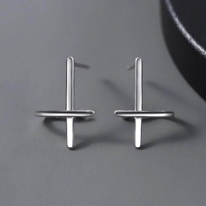 Image of SALTY ALPHA Anti Tarnish Classic Earrings for Men | Ear Hoop for Man | Stylish Fashion Jewellery Accessories for Boys | Minimal Jewelry | Ideal for Gifting | Gift for Diwali, Christmas, Marriage, Birthday