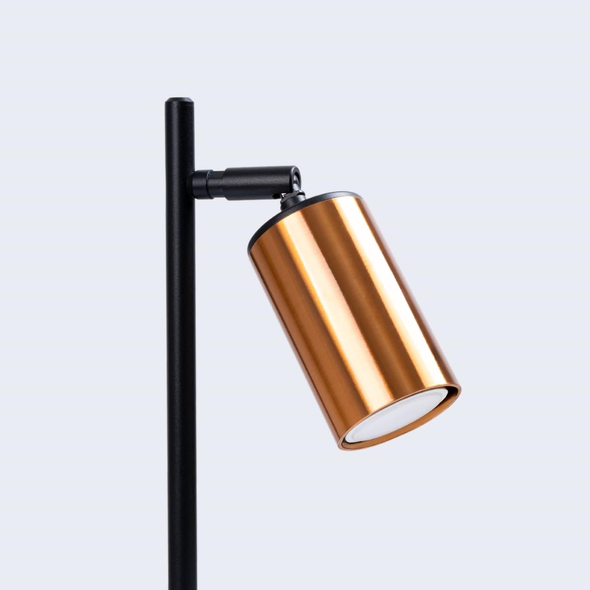 SOLLUX lighting - Lampe de Bureau LED - Lampe de Chevet, lampe de Bureau, lampe de Lecture, Lampe de Travail, Lampe Enfant - GU10, 1x max 10W LED, ~230V, 50Hz, IP20 - Noir/Cuivre - 13x15x44cm