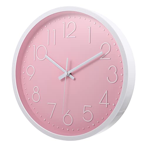 Horloge murale pour chambre d'enfant créant un cocon de douceur