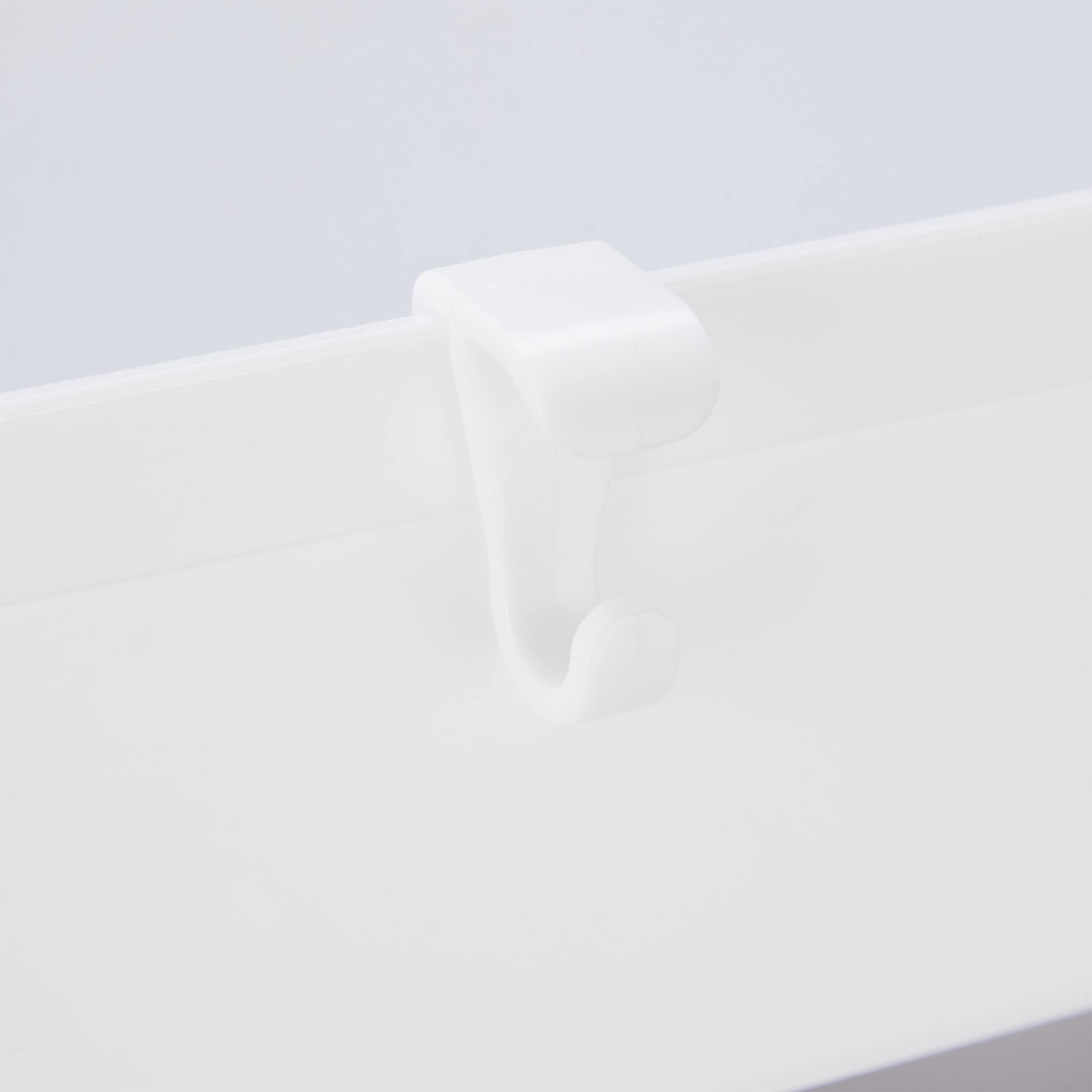 Relaxdays Mobile Salvaspazio, Scaffale su Ruote con 3 Ripiani, per Bagno & Cucina, Carrello 70 x 15,5 x 40,5 cm, Bianco