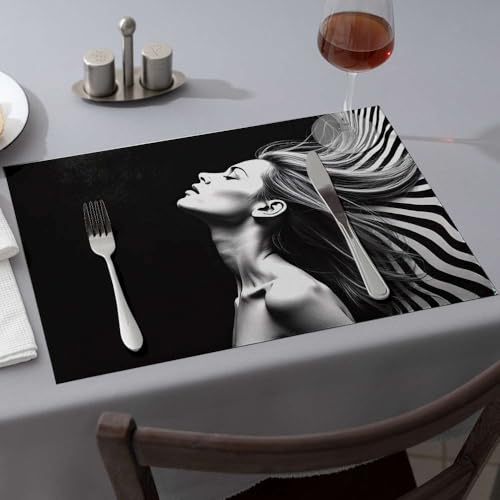 Chemin de table femme sur fond noir et sets napperons roses