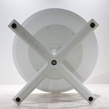 Cassina IXC. カッシーナ イクスシー フローテーブル ホワイト 円形 FLOW(フロー テーブル） IXC | カッシーナ・イクスシー