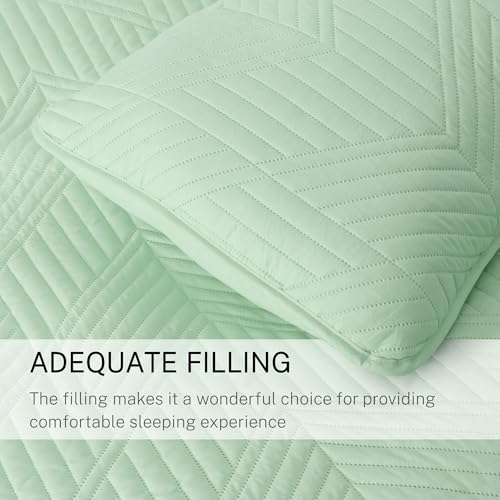 Exclusivo Mezcla Ultrasonic Full Queen Quilt Bedding Set, Lightweight Mint Green Bedspreads Soft Modern Geometric Coverlet Set for All Seasons (1 Quilt and 2 Pillow Shams)