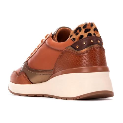 Women's Low-Top Sneaker4