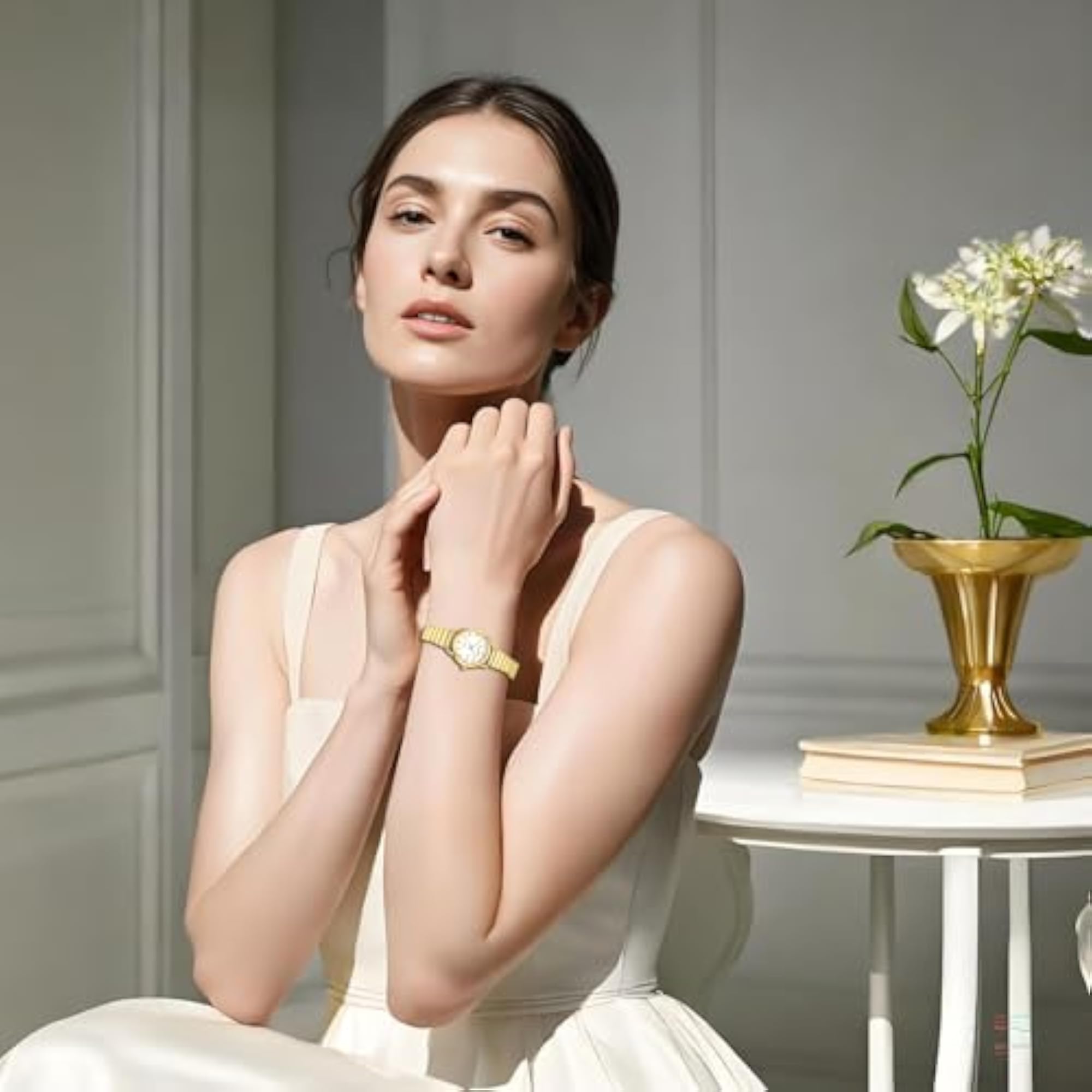 Women's Elegant Waterproof Gold Watch with Quartz Movement