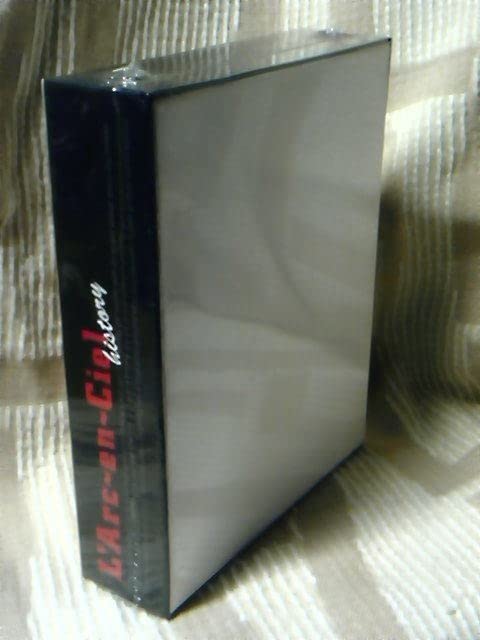 L'Arc〜en〜Ciel2000年history calendar