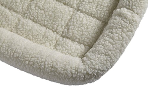 image for MidWest Homes for Pets 22L-Inch White Fleece Dog Bed or Cat Bed w/ Com