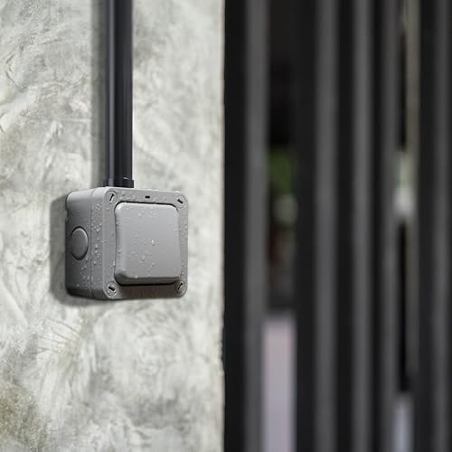 BG Electrical WP12-01 Single 2-Way Outdoor Weatherproof Switch, IP66 Rated, 20AX, Grey