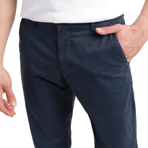 Image of Levi's Men's Straight Fit Mid Rise Chinos