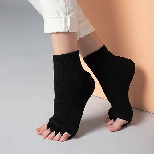 Image of Foot Alignment Socks I Cotton Finger Toe Separator I Easing Bunion Hammertoe And Arthritis Pain Relief I Improving Posture & Increasing Flexibility I Free Size | For Men & Women (Black)
