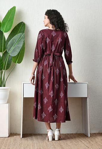 Image of Ichaa Women's Blue Cotton Printed Maternity Dress with Feeding Zips and Pocket| in Plus Sizes