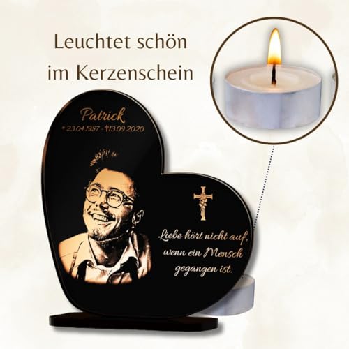CHRISCK design Gedenktafel mit Gravur Fotogravur - Grabstein für verstorbene Menschen Herz stehend - Grabschmuck graviert für Hunde & Katzen - Grabplatte im Kerzenschein Leuchtend - Gedenkstandbilder