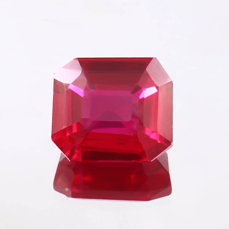 1 pièce de rubis naturel 8,5 x 10 x 5,6 mm en forme d'émeraude à facettes pour la fabrication de bijoux (bricolage, bague, pendentif, collier) |GH_NAT_13408, 8.5x10x5.6mm, Gemme, Rubis