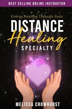 Paperback Energy Healing Through Reiki: Distance Healing Specialty Book