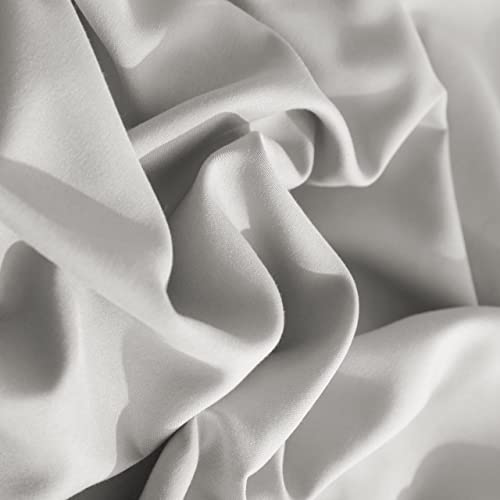 Image of NTBAY Queen Duvet Cover Set, 1 Duvet Cover and 2 Pillow Shams, Soft Brushed Microfiber Comforter Cover with Zipper Closure, Light Grey