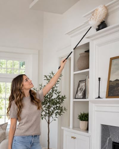 Image of Surell Duster - Lambswool Feather Duster with Extendable 30 inch Handle - Anti Static Shearling Duster Head for Cleaning Cars, Ceiling Fans, Furniture, Blinds - Perfect Housewarming Gift