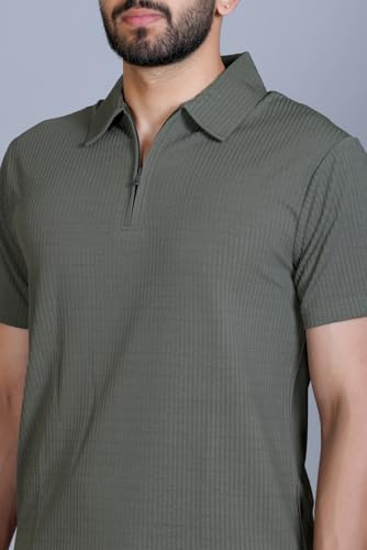 Image of AMOLDO Men's Textured Solid Polo T-Shirt with Zipper