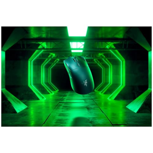 Image of Razer Viper V3 HyperSpeed Wireless Esports Gaming Mouse: 82g Lightweight Design- 30K DPI Optical Sensor- Up to 280 Hr Battery Life-Mechanical Switches Gen-2-Classic Black-RZ01-04910100-R3M1