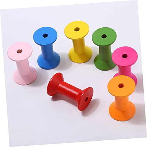 Bobinas de madera pulida de forma spool y estilo vintage para maquetas 3