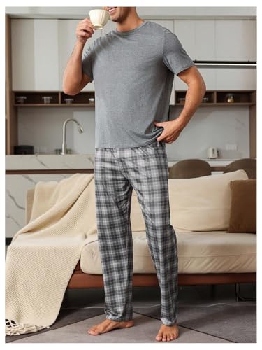 OYOANGLE Men's 2 Piece Pajama Set Short Sleeve T Shirt and Plaid Pants Pjs Summer Sleepwear4
