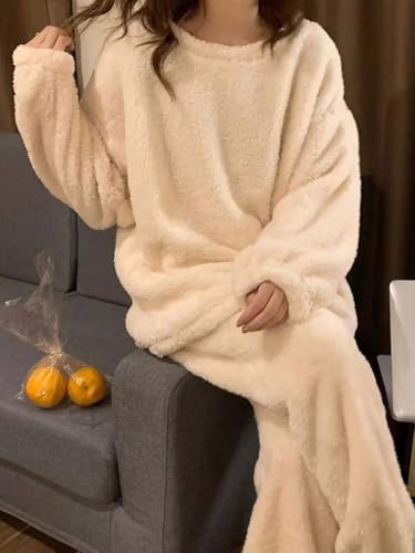 Image of KOTTY Women's Winter Lounge Set | Ultra-Soft Cozy Two-Piece Fleece Outfit for Stylish Warmth