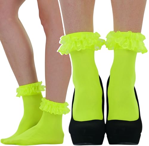 Image of ToBeInStyle Women's Indie Girl Ruffle Trim Heart Net Design Ankle High Fashion Socks