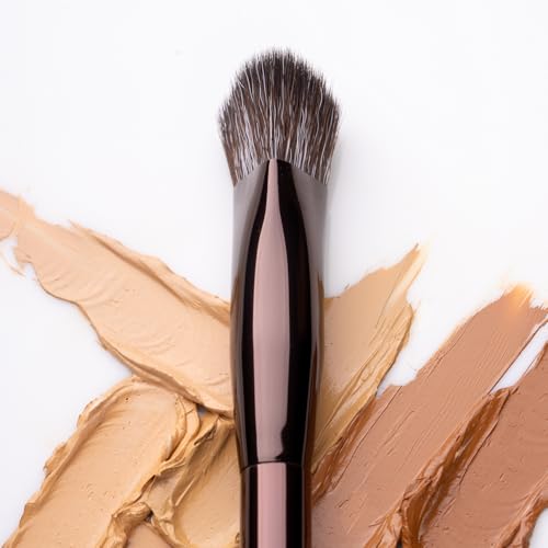 Image of PAC T07 Small Concealer Brush
