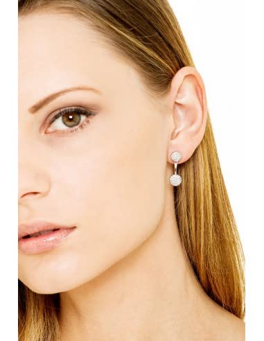 Orecchini in oro Bianco 18k con pendenti in diamanti.