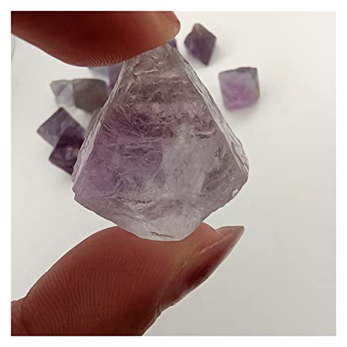 Fluorita octaédrica mineral colorido para decorar tu espacio de yoga y bienestar en casa 6