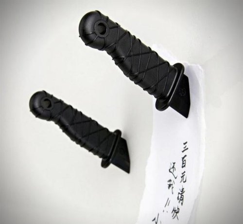 Black Ninja Dagger / Knife Fridge Magnets Keychain Set of 2