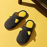 Ultimativer Komfort - Diese Herrenpantoffeln mit künstlichem Plüsch-Fleecefutter sind extrem weich und bequem, um Ihre Füße zu umgeben und sie an kalten Wintertagen warm und kuschelig zu halten