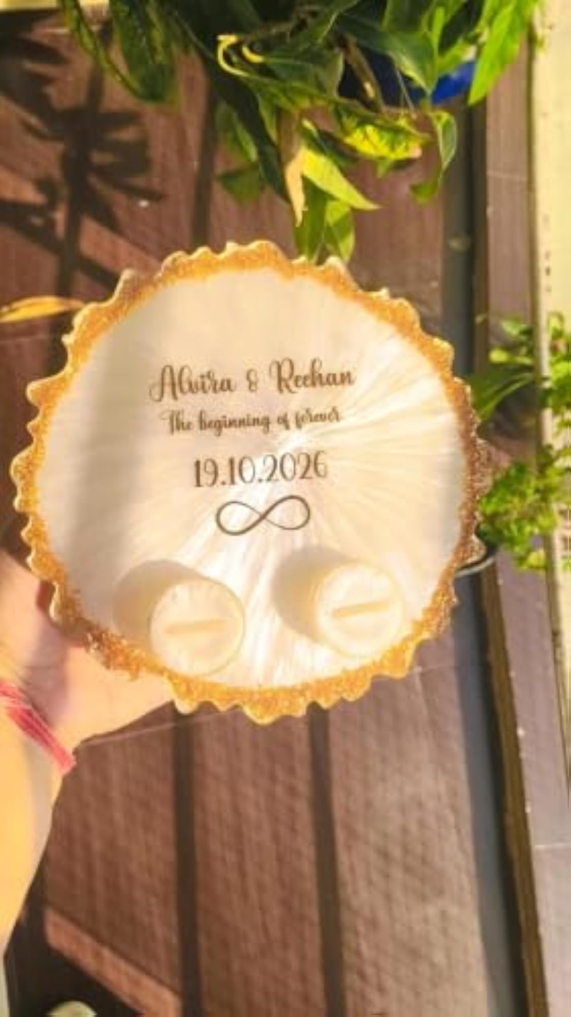Customized 10 Inch Round Resin Engagement Ring Platter