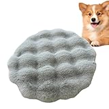 Solution de nettoyage pratique : spécialement conçu pour répondre aux besoins des propriétaires, ce coussin pour chien se caractérise par une housse lavable en machine qui réduit les exigences d'entretien et reste doux et accueillant même après de nombreux lavages. La surface à poils courts résistante aux taches permet un nettoyage rapide et assure un attrait durable dans une utilisation quotidienne, ce qui en fait un choix fiable pour les propriétaires d'animaux actifs qui apprécient la facilité d'entretien et le confort