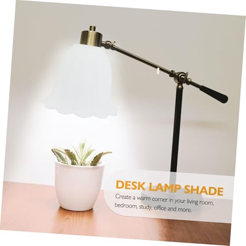 Pantalla elegante en forma de flor para lámpara E27 como pieza decorativa exclusiva 5