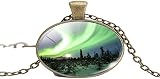 Collar con colgante de cristal con foto de aurora boreal para hombre y mujer, joyería como regalo