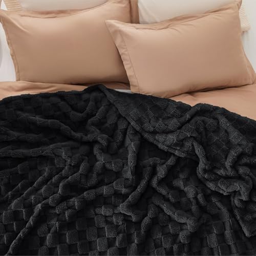 Bedsure Black Fleece Blanket for Couch - Super Soft Cozy Queen Blankets for Women, Cute Small Blanket for Girls, 90x90 Inches