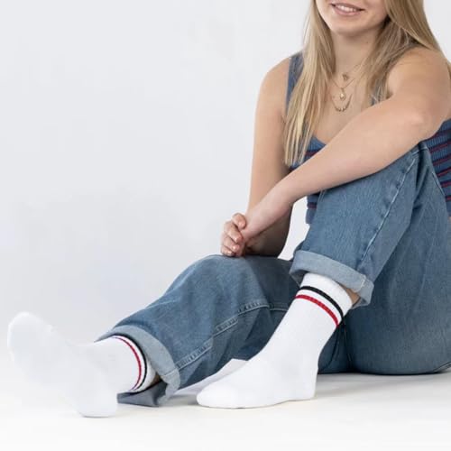 Image of 4 PAIRS Striped Crew Socks For Women Casual Cotton Novelty Retro Athltic Socks Unisex MultiColor
