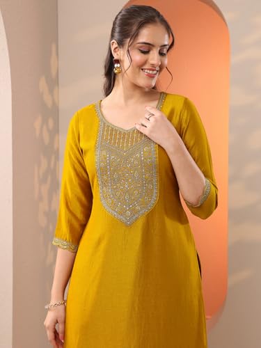 Image of Yoke Design Silk Straight Kurta Suit