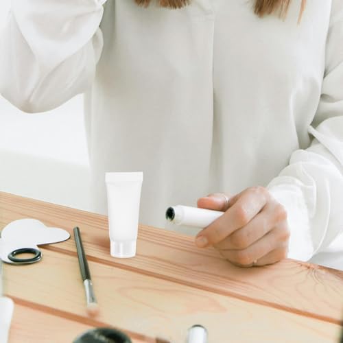 ULDIGI 50 Stück 50 Stück Reise Zahnpastatuben 5ml Nachfüllbare Kosmetik Quetschtuben aus Kunststoff mit Schraubverschluss Auslaufsichere Kleiner Flaschen für Lotion Creme und Shampoo