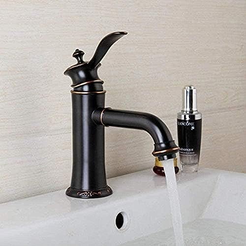 Robinet de lavabo résistant aux traces pour rénover une salle de bain