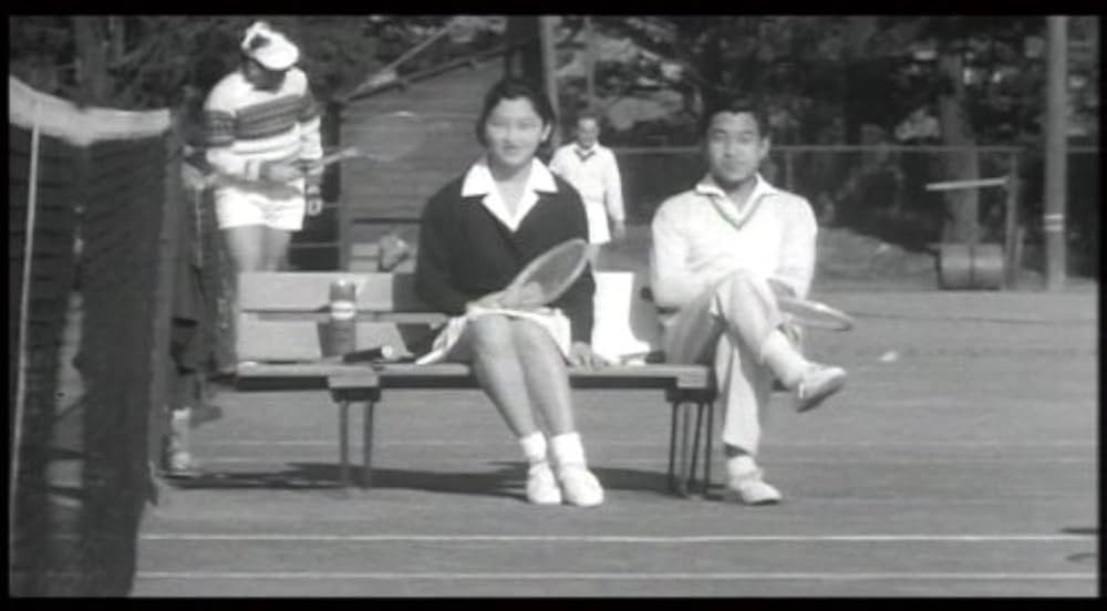 Amazon.co.jp: 昭和のニュース映画で綴る 明仁天皇陛下の足跡