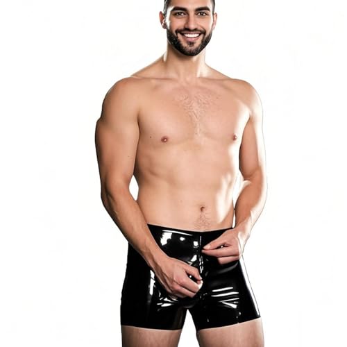 Pantalones cortos de látex para hombres que buscan un look de club