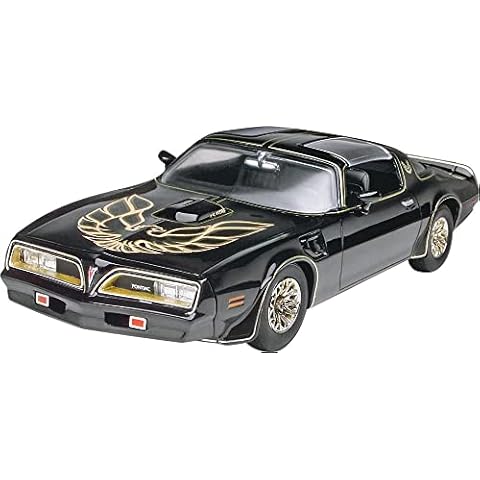 Revell Monogram 1:25 Scale '77 Pontiac Firebird Model Kit Cover